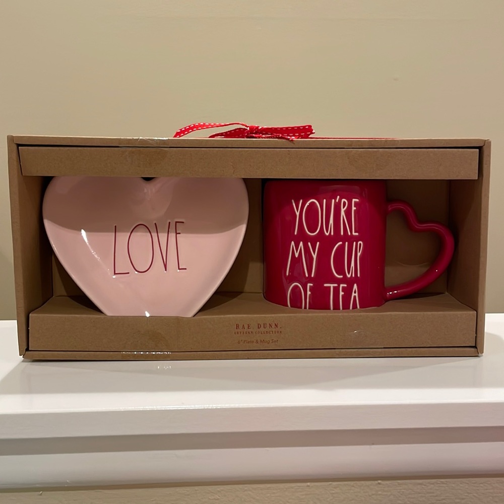 NEW Rae Dunn LOVE Plate and YOU’RE MY CUP OF TEA Valentine’s Day Gift Set